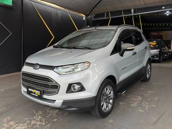 FORD ECOSPORT 1.6 FREESTYLE 16V FLEX 4P MANUAL FORD ECOSPORT 1.6 FREESTYLE 16V FLEX 4P MANUAL